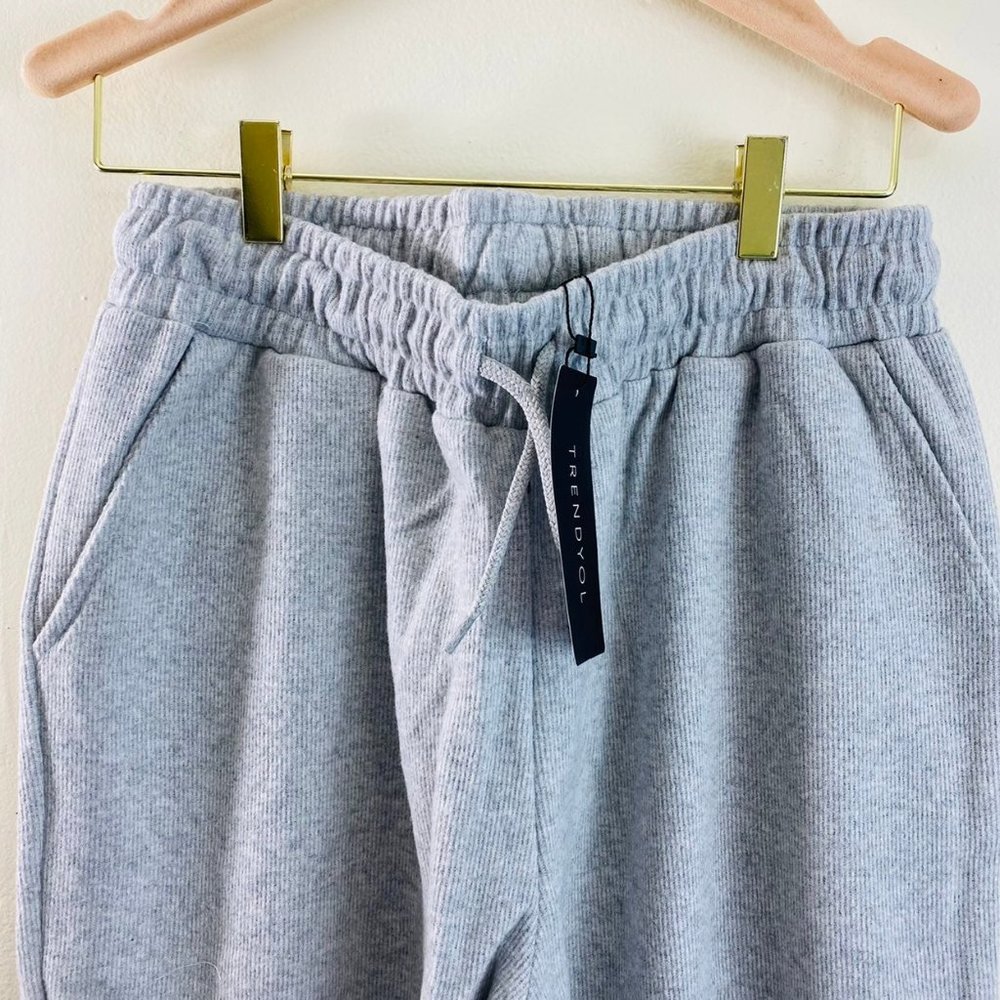 Gray Comfort Basic Knitted Sweatpants - Picture 10 of 10